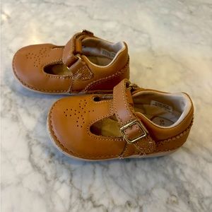 Light brown stride rite size 3.5m maryjane’s